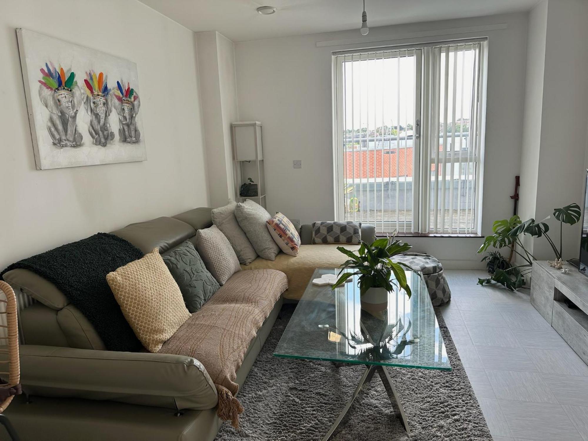 Brixtons Stylish Cove With Balcony * Londen